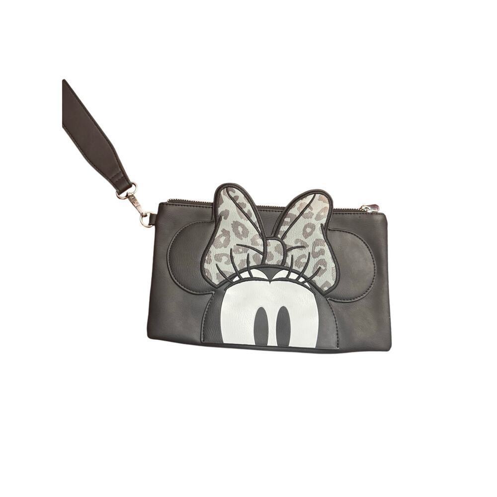 NWOT Minnie Mouse Wristlet